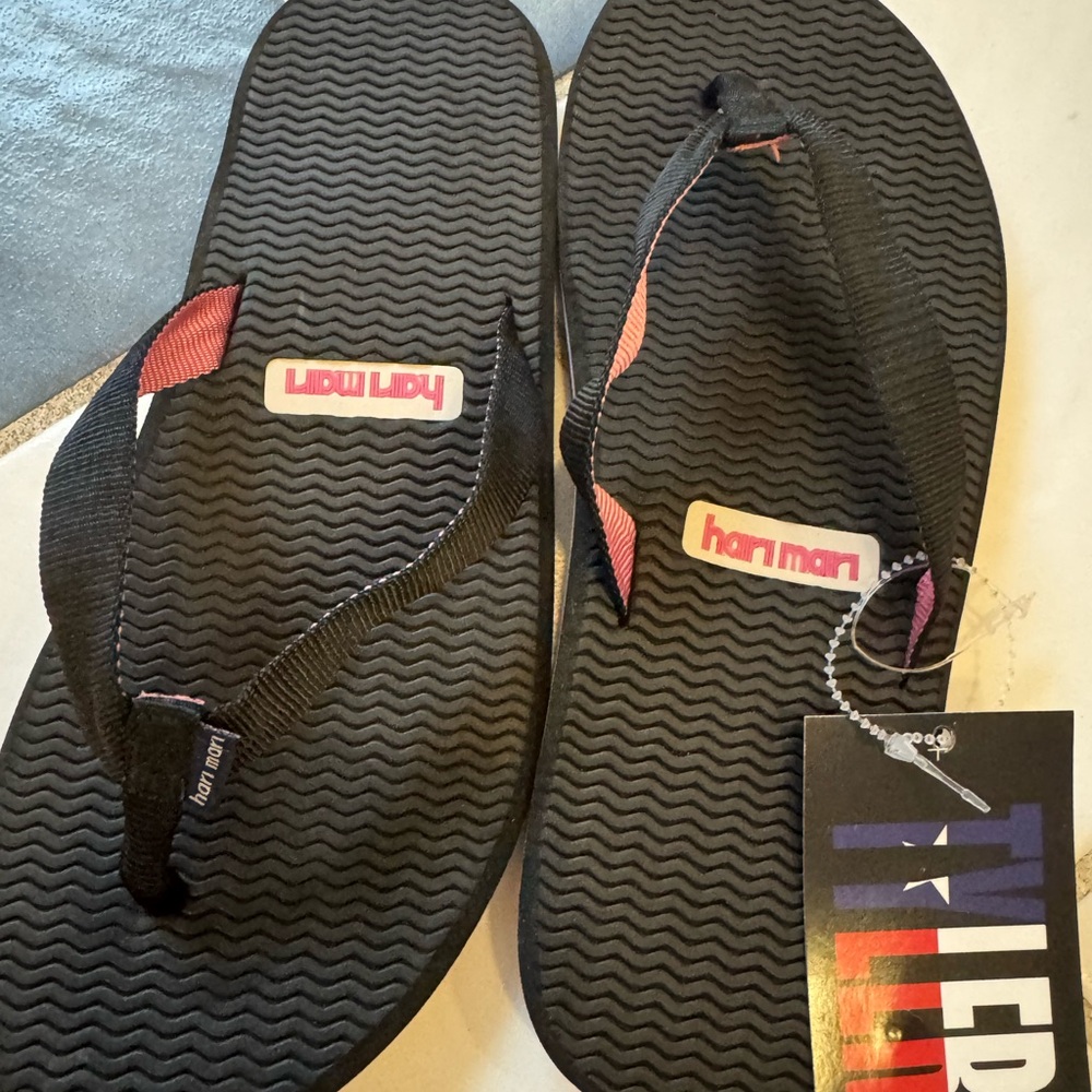 NWT HARI MARI WOMEN'S DUNES SANDAL - BLACK NYLON size 6